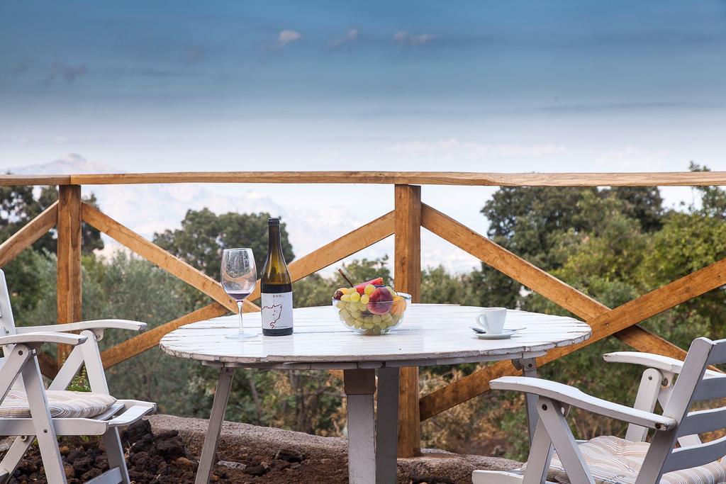 Farm stay Ecoagriturismo Notti Stellate Etna Mare