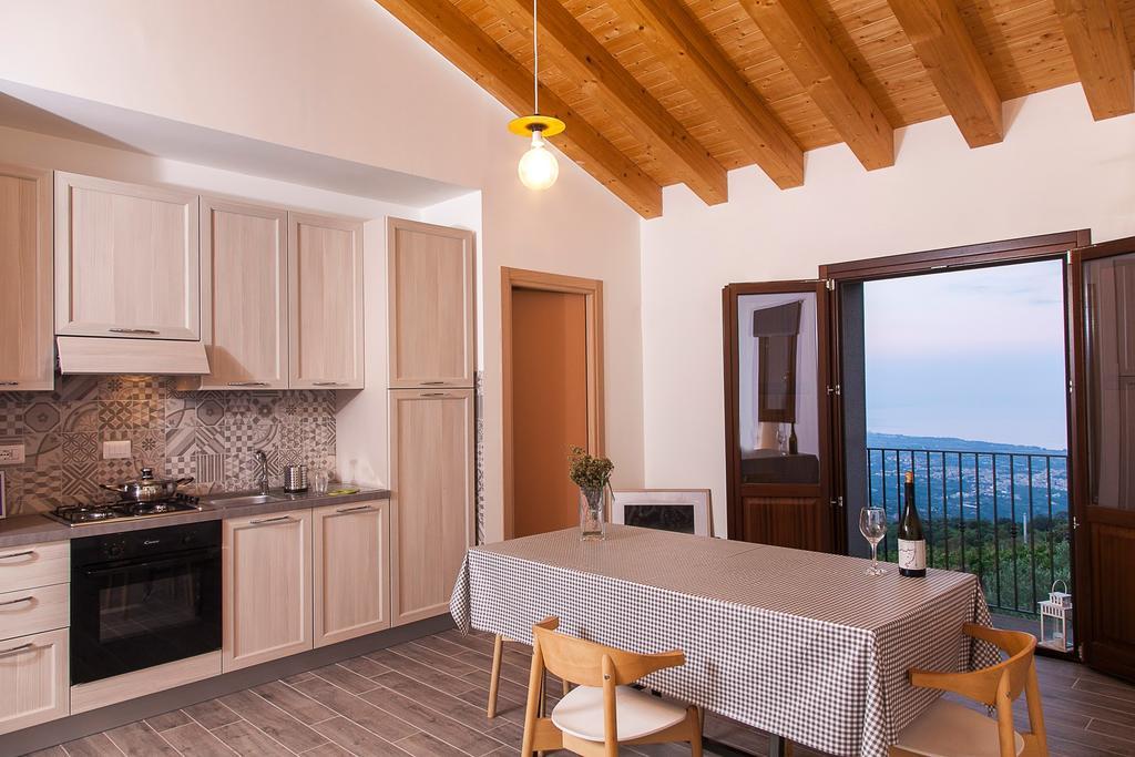 Farm stay Ecoagriturismo Notti Stellate Etna Mare Mascali