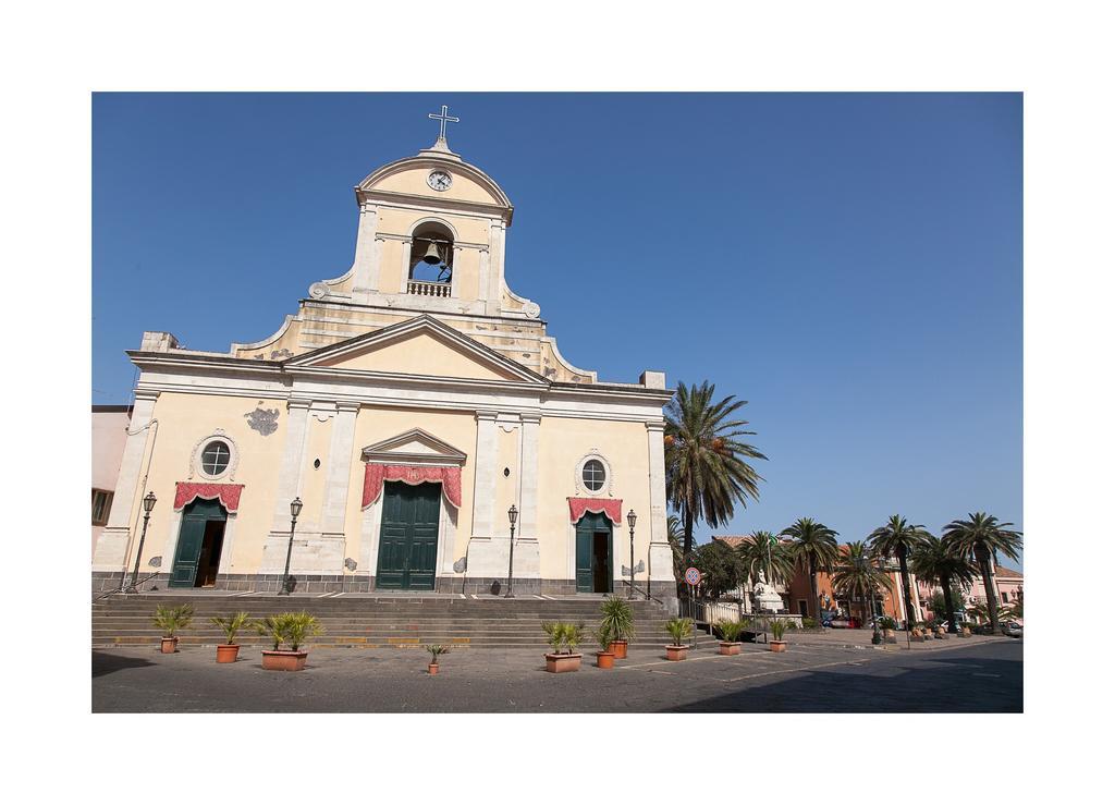 Farm stay Ecoagriturismo Notti Stellate Etna Mare *