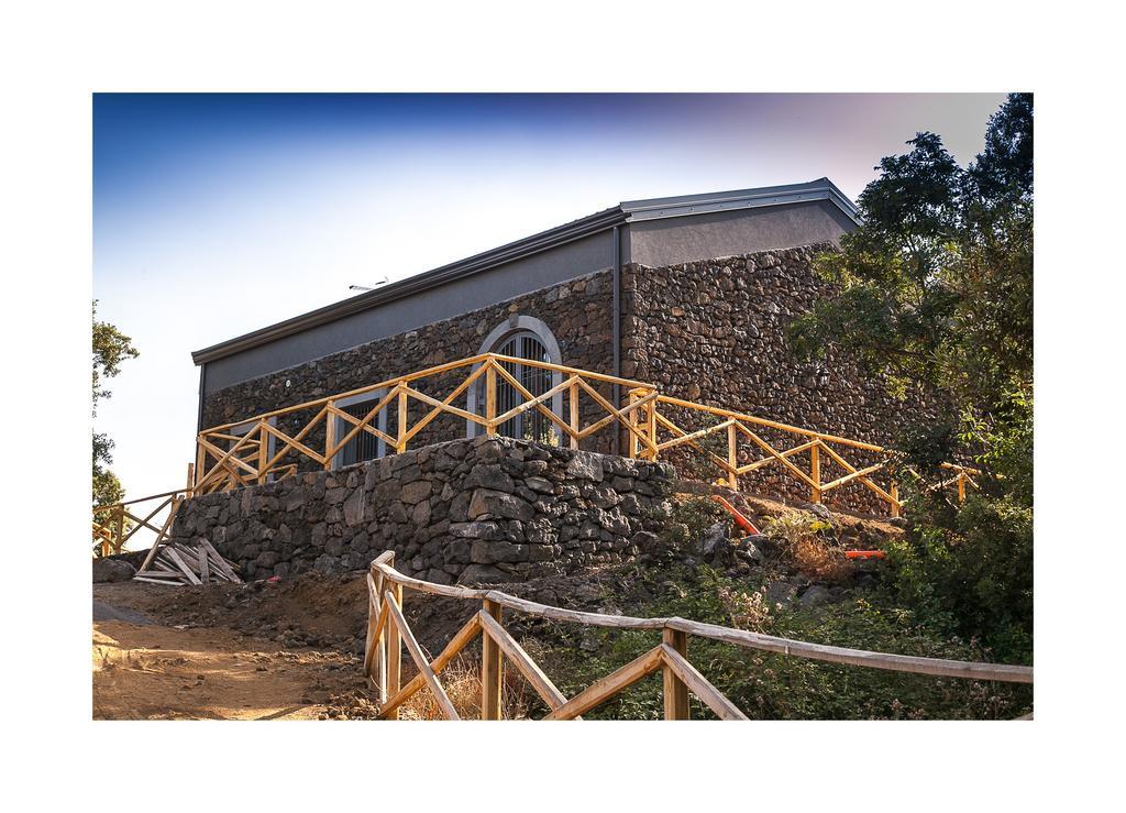 Ecoagriturismo Notti Stellate Etna Mare Farm stay